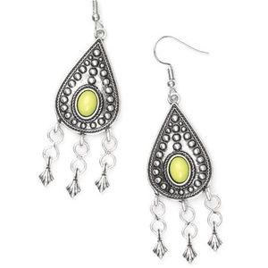 Sahara Song Green Earrings
